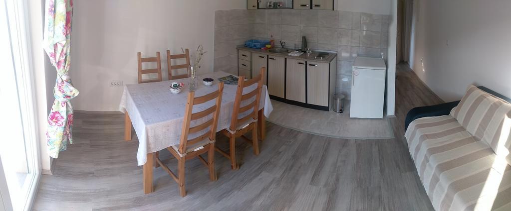 Apartments Sadina Skradin Exterior photo